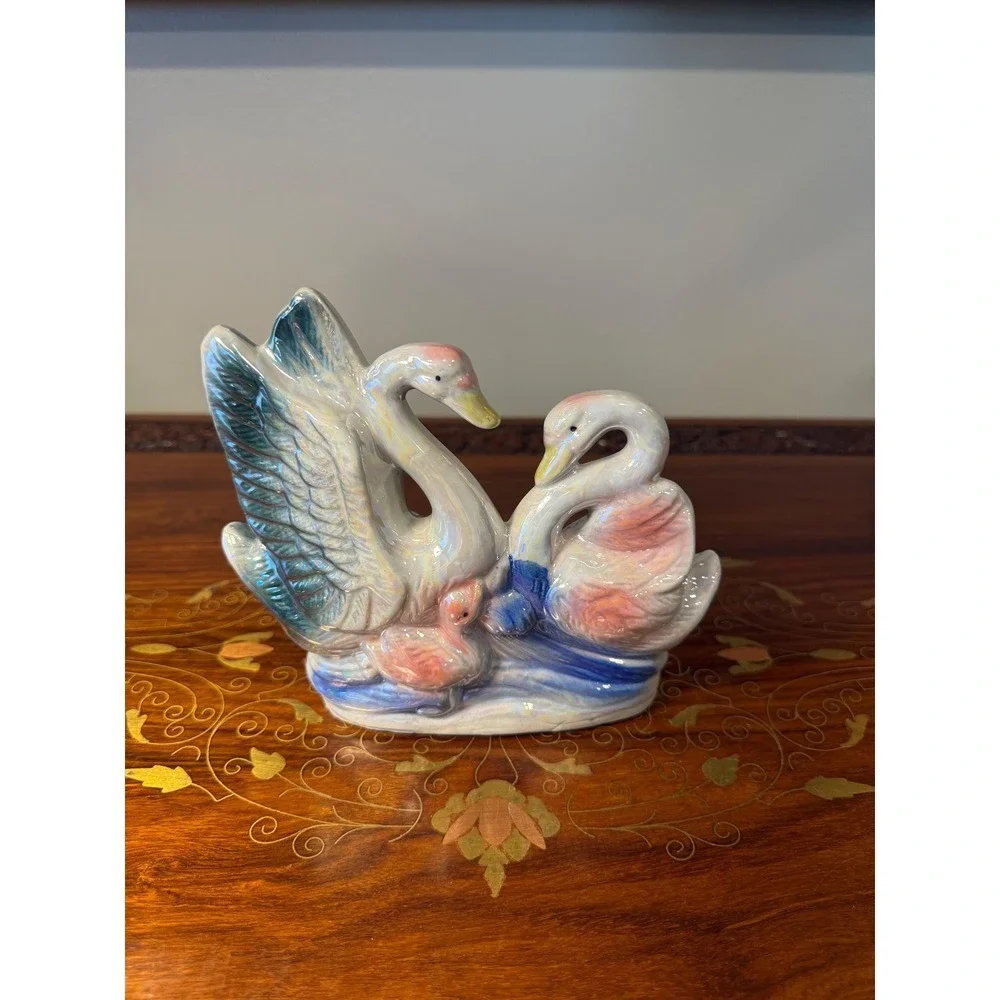 Vintage‎ Lusterware Swan Family Figurine